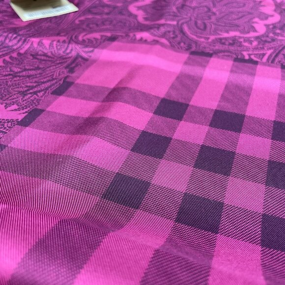 NWT Absolutely Stunning BURBERRY Silk Scarf Pink/Black- Size 27"x27" - Picture 14 of 14